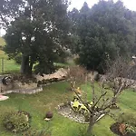 בית הארחה Casa Laureles 3*