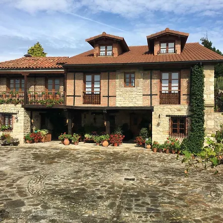 Pensión Casa Laureles Hinojedo