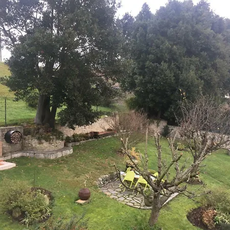 Πανσιόν Casa Laureles 3*