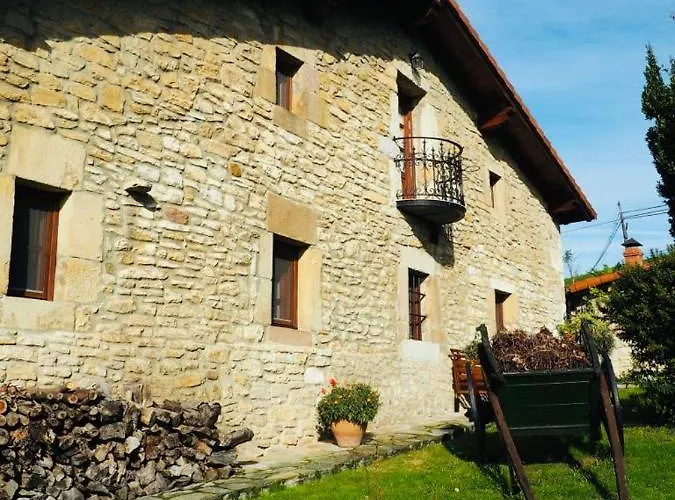 Casa Laureles Hinojedo